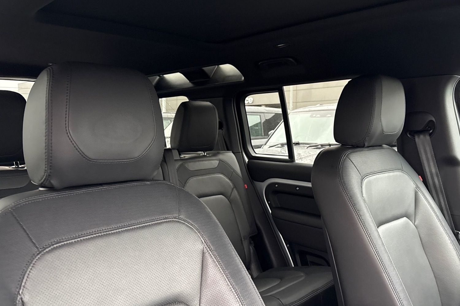 Used Land Rover Defender 110 2023 for sale - 76890190: Photo 22