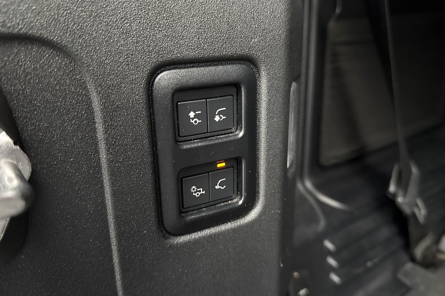 Used Land Rover Defender 110 2023 for sale - 76890190: Photo 28