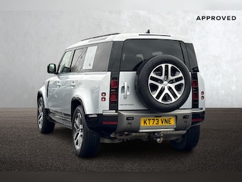 Used Land Rover Defender 110 2023 for sale - 76890190: Photo