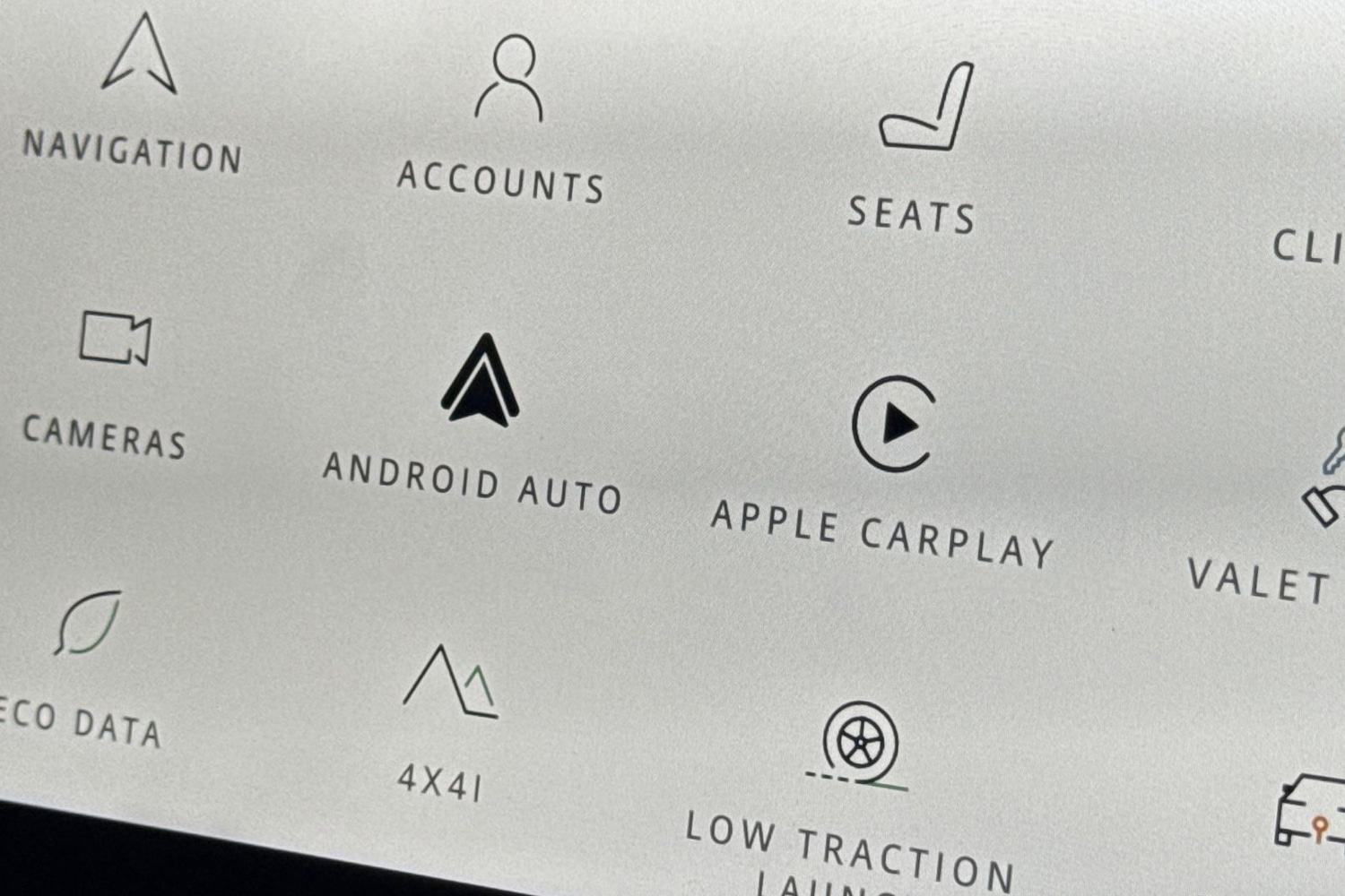 Used Land Rover Defender 110 2023 for sale - 76890190: Photo 38