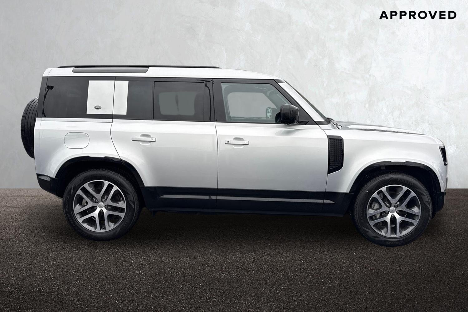 Used Land Rover Defender 110 2023 for sale - 76890190: Photo 6