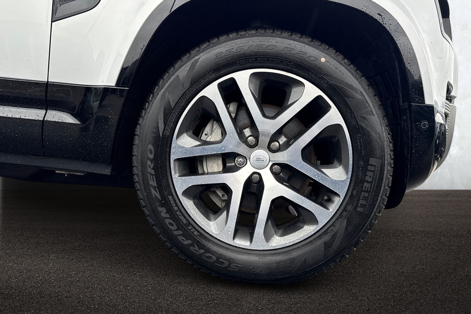 Used Land Rover Defender 110 2023 for sale - 76890190: Photo 9