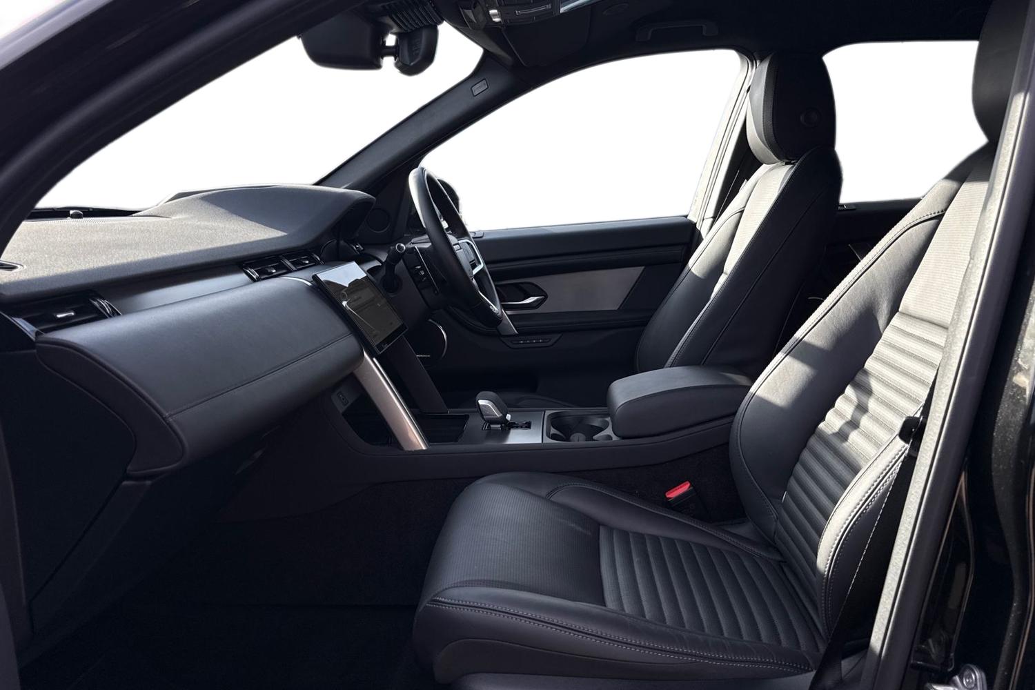 Used Land Rover Discovery Sport 2024 for sale - 77262526: Photo 3