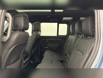 Used Land Rover Defender 110 2025 for sale - 79571005: Photo
