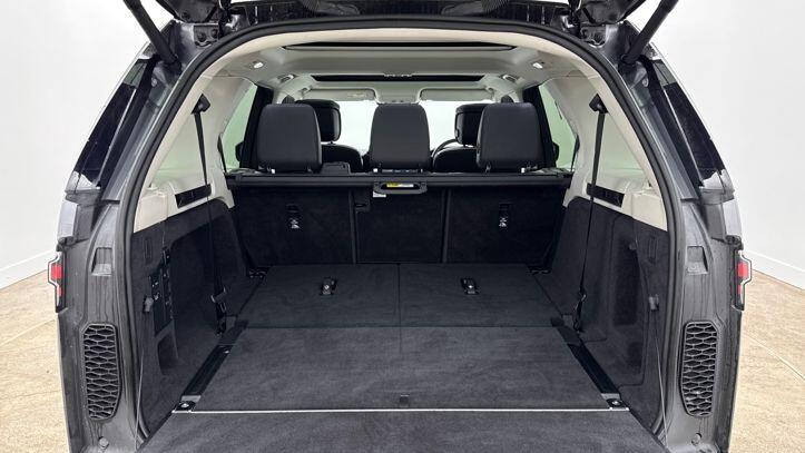 Used Land Rover Discovery 2024 for sale - 78132411: Photo 10