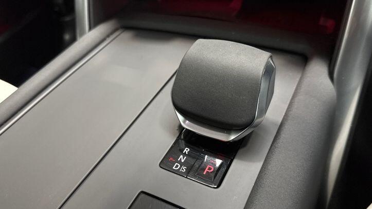 Used Land Rover Discovery 2024 for sale - 78132411: Photo 13