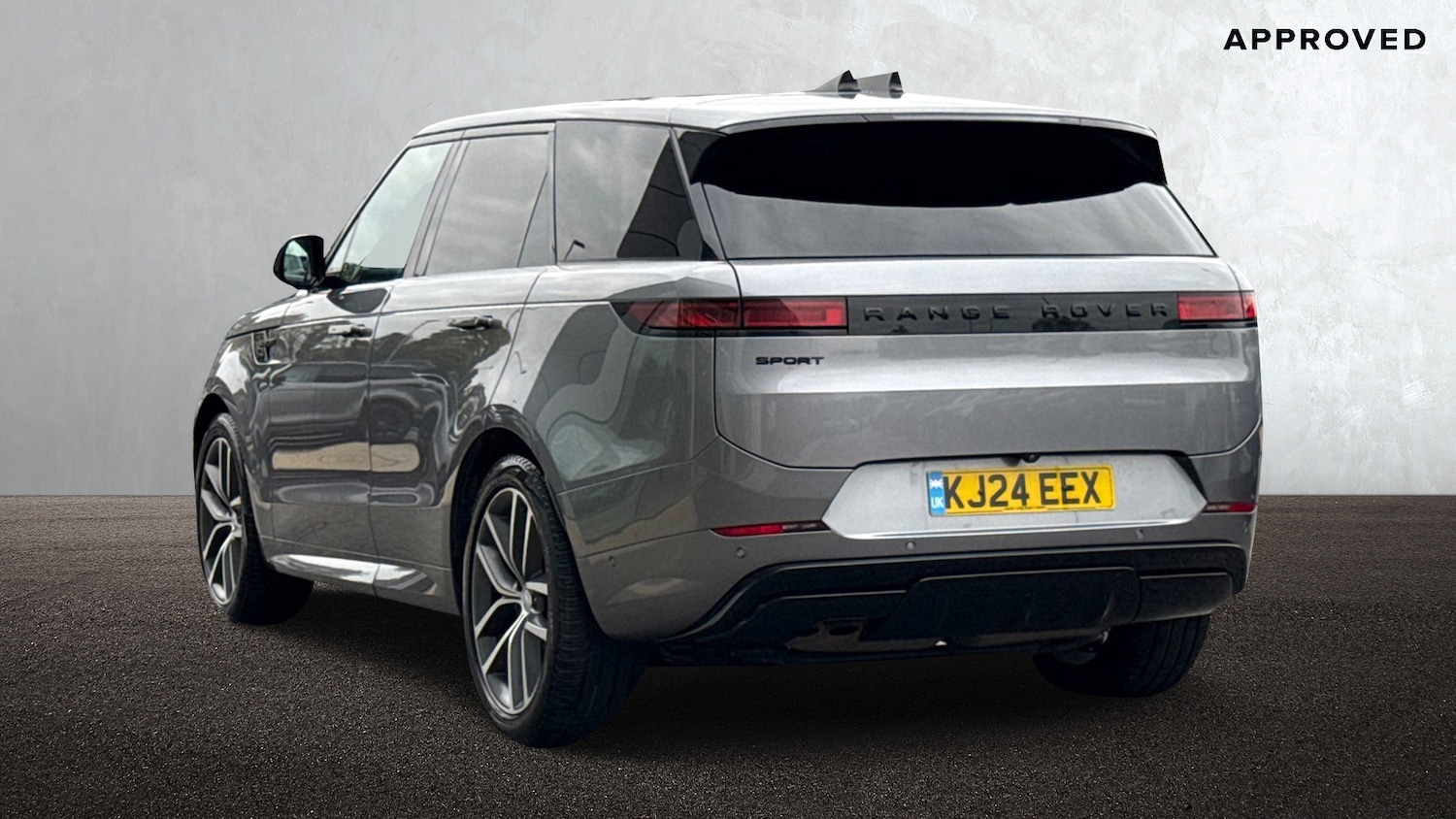 Used Land Rover Range Rover Sport 2024 for sale - 76311008: Photo 2