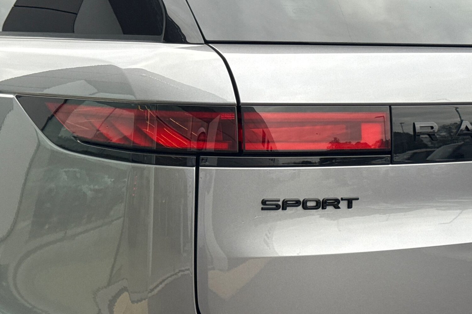 Used Land Rover Range Rover Sport 2024 for sale - 76311008: Photo 20