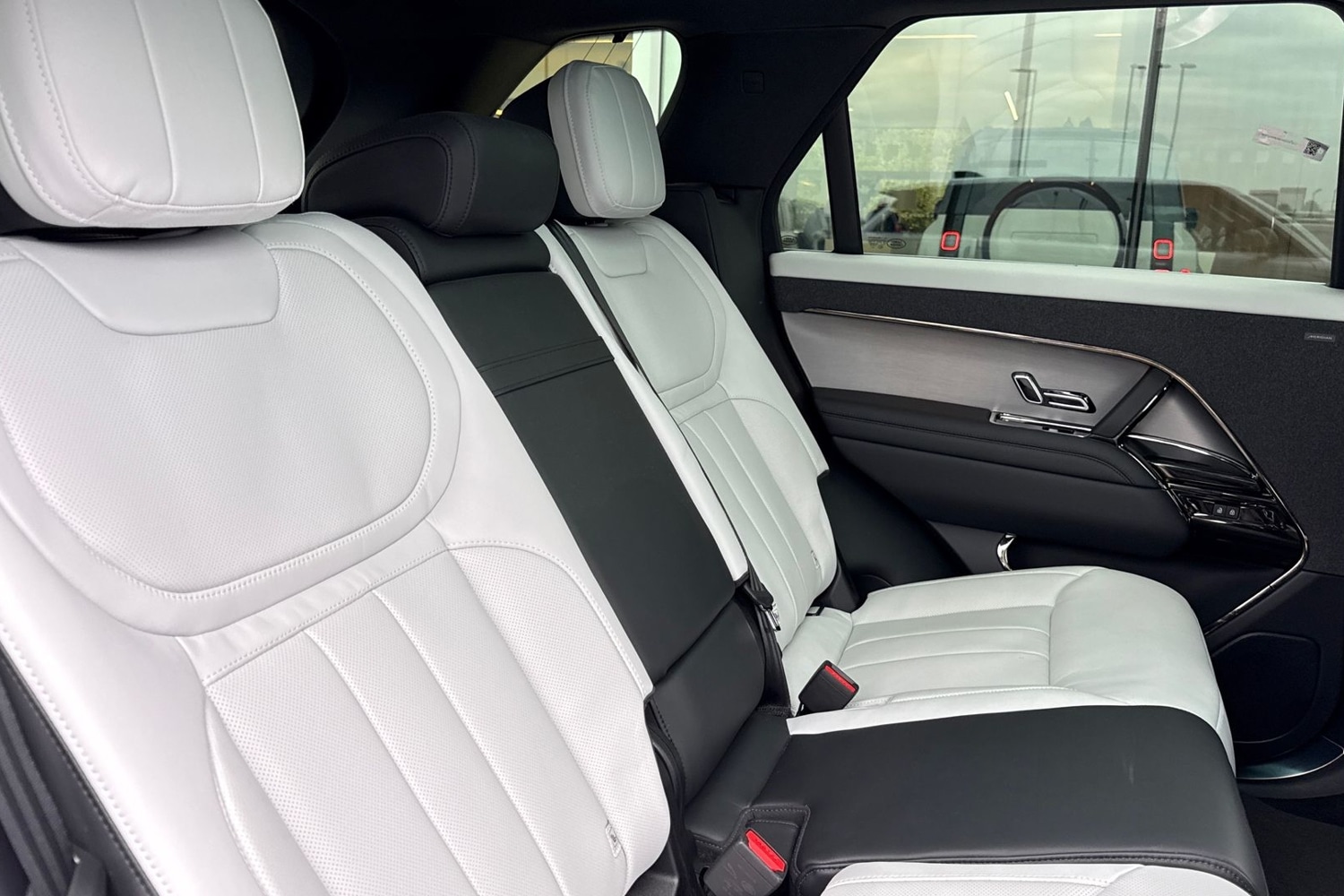 Used Land Rover Range Rover Sport 2024 for sale - 76311008: Photo 31