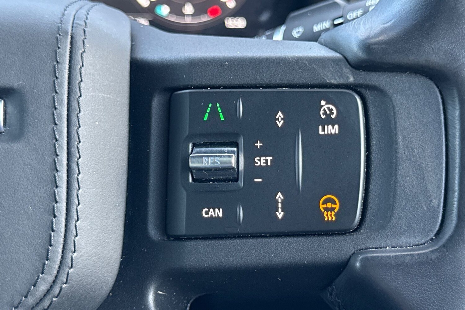 Used Land Rover Defender 90 2024 for sale - 77287157: Photo 33