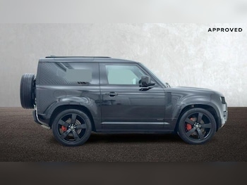 Used Land Rover Defender 90 2024 for sale - 77287157: Photo