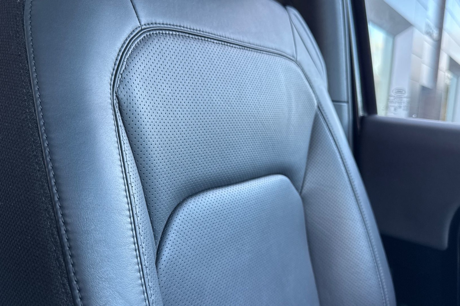 Used Land Rover Defender 90 2024 for sale - 77287157: Photo 50