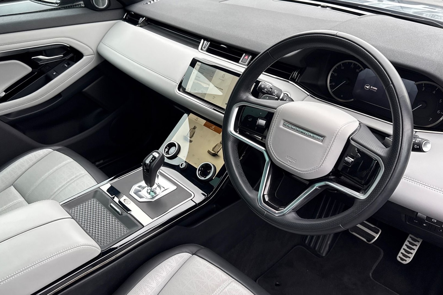 Used Land Rover Range Rover Evoque 2023 for sale - 77194825: Photo 33