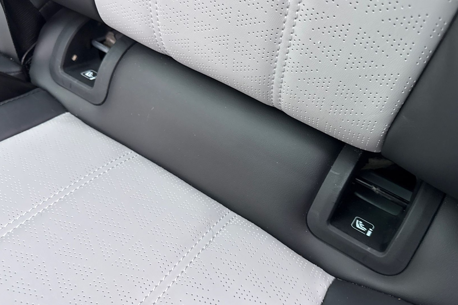 Used Land Rover Range Rover Evoque 2023 for sale - 77194825: Photo 39