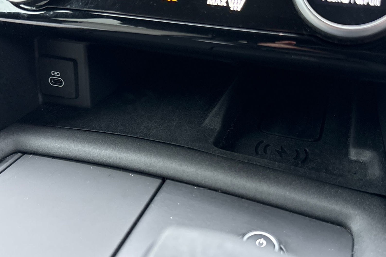 Used Land Rover Discovery 2024 for sale - 77287127: Photo 43