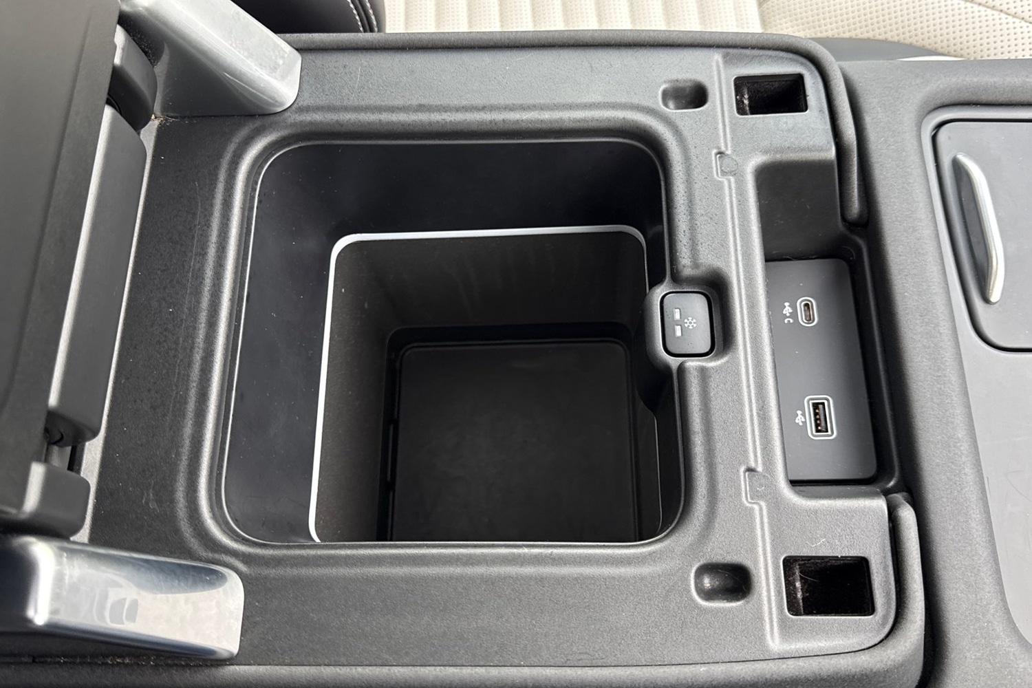 Used Land Rover Discovery 2024 for sale - 77287127: Photo 51