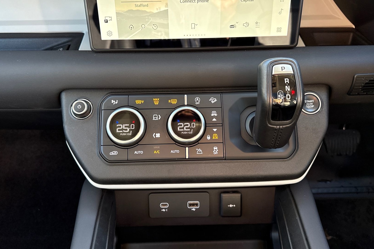 Used Land Rover Defender 110 2023 for sale - 76783010: Photo 15