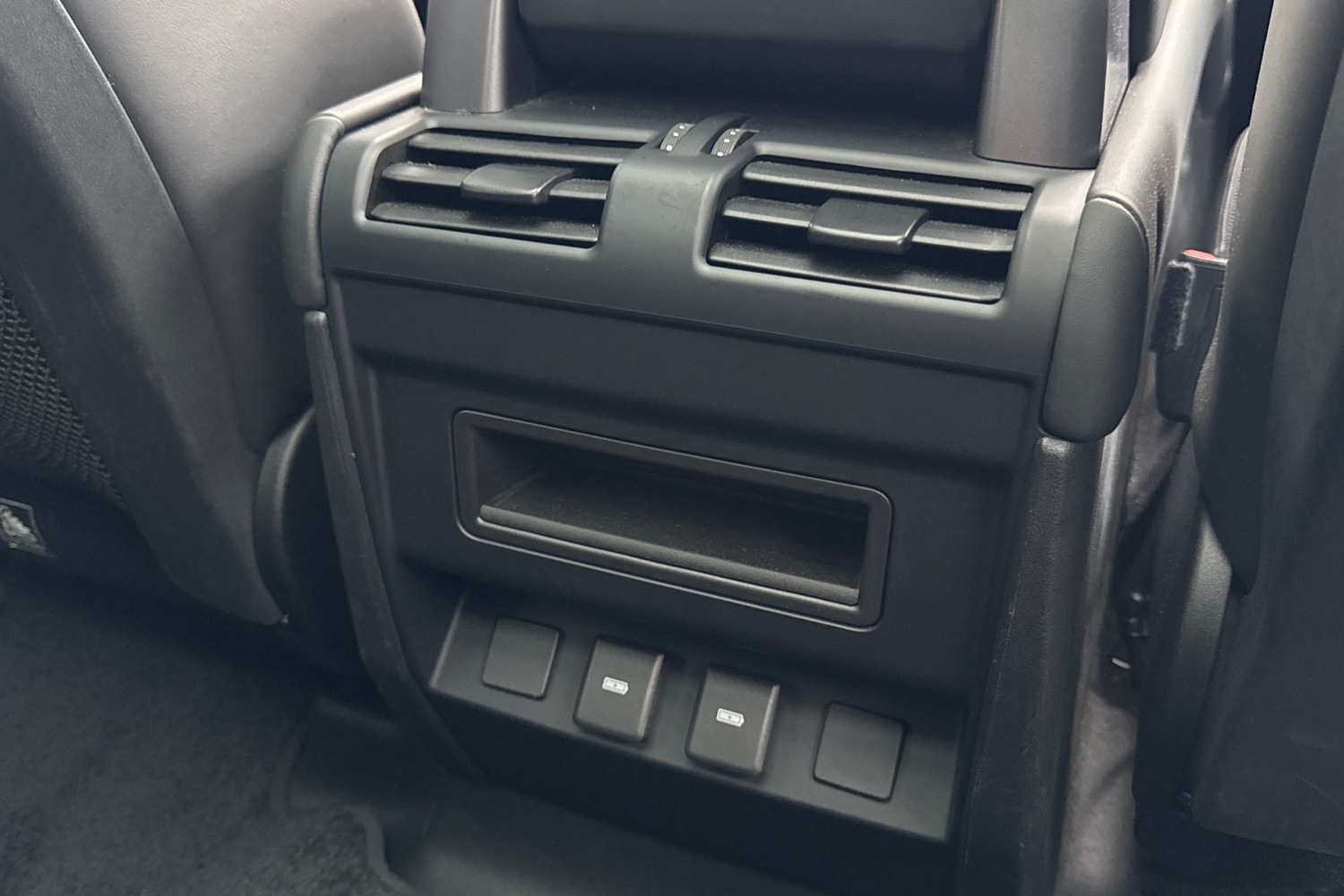 Used Land Rover Defender 110 2023 for sale - 77334243: Photo 18