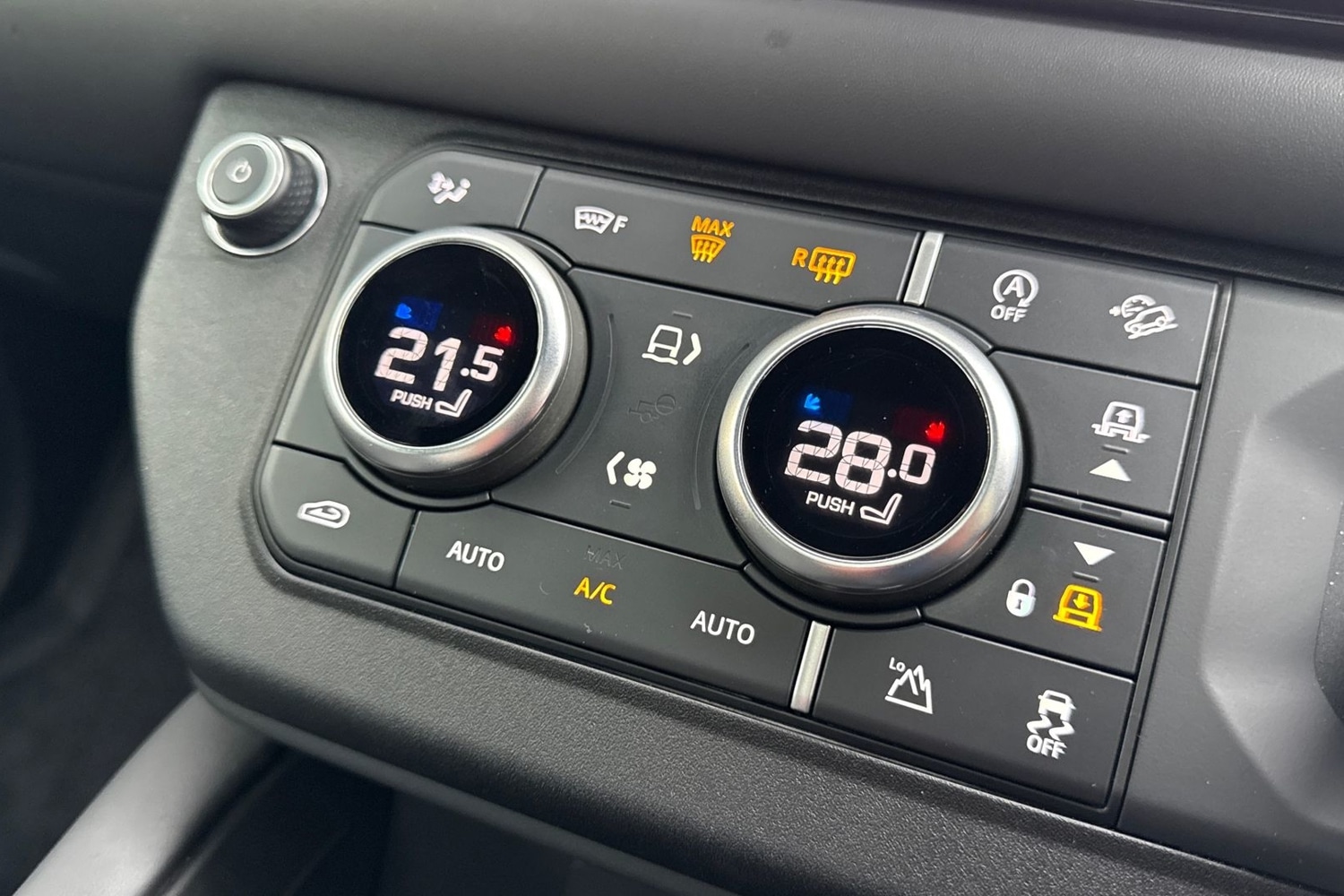 Used Land Rover Defender 110 2023 for sale - 77334243: Photo 22