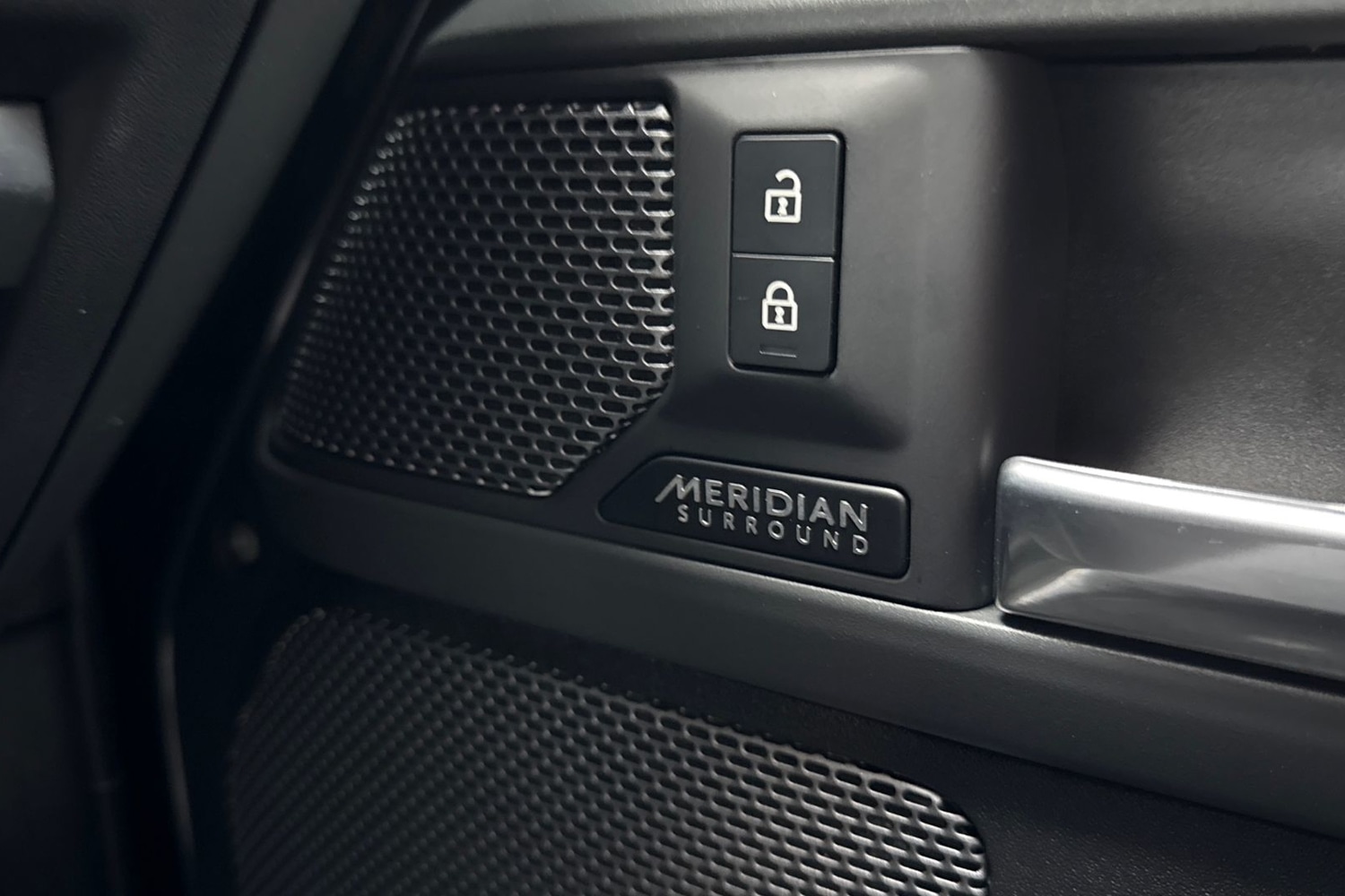 Used Land Rover Defender 110 2023 for sale - 77334243: Photo 24