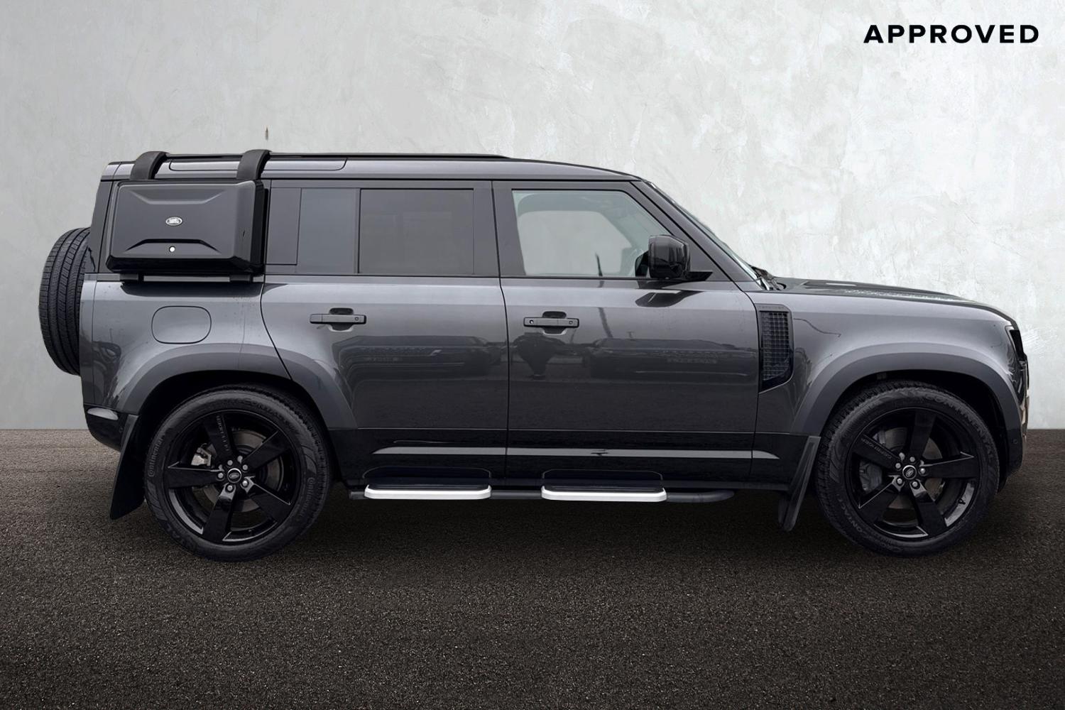 Used Land Rover Defender 110 2023 for sale - 77334243: Photo 5