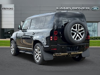 Used Land Rover Defender 110 2025 for sale - 75524963: Photo