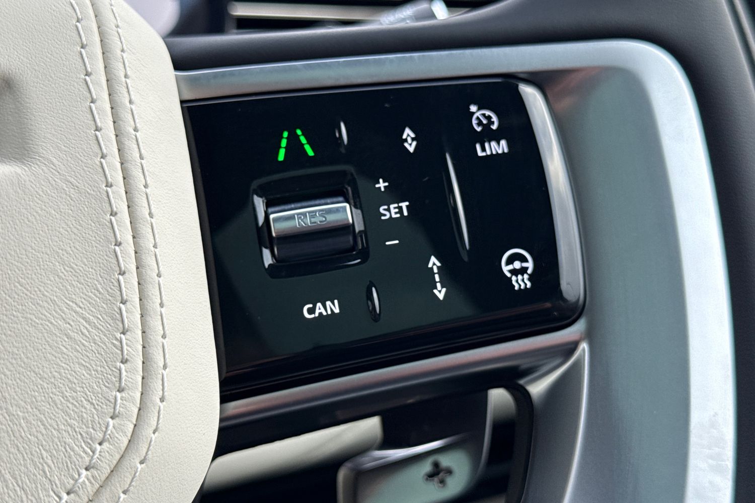 Used Land Rover Range Rover 2025 for sale - 76416608: Photo 18