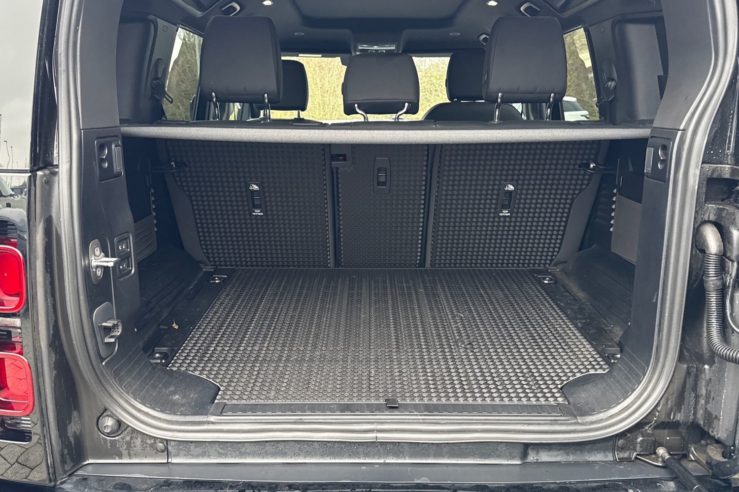 Used Land Rover Defender 2025 for sale - 77477167: Photo 10