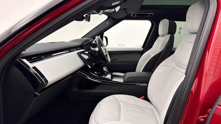 Used Land Rover Range Rover Sport 2024 for sale - 77620521: Photo 3