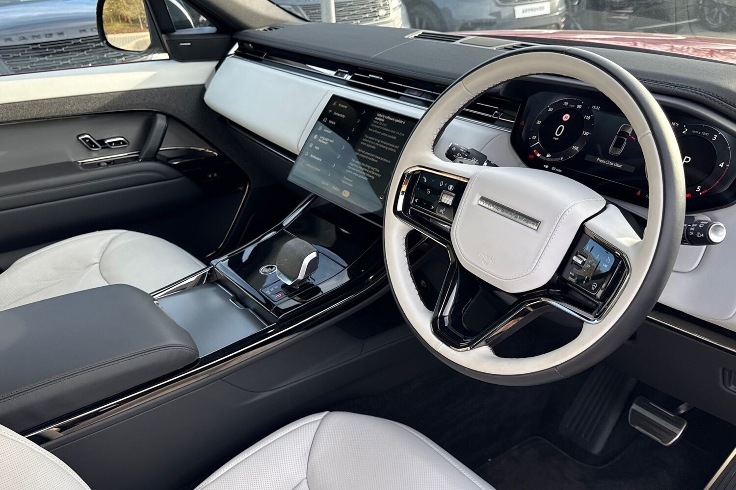 Used Land Rover Range Rover Sport 2024 for sale - 77620521: Photo 32