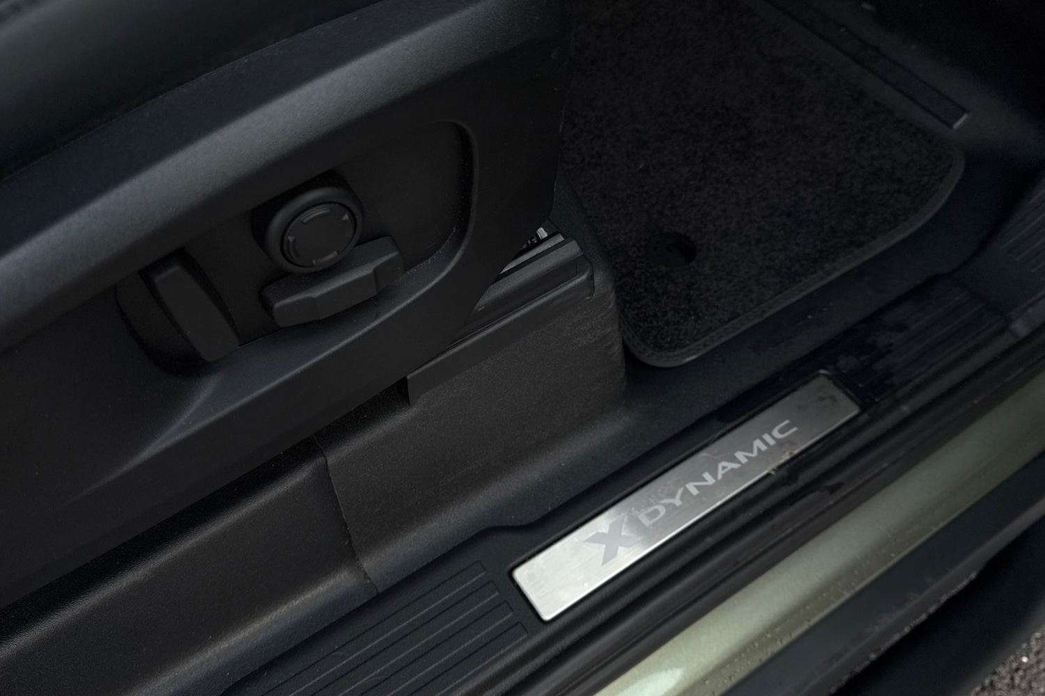 Used Land Rover Defender 90 2022 for sale - 77194814: Photo 32