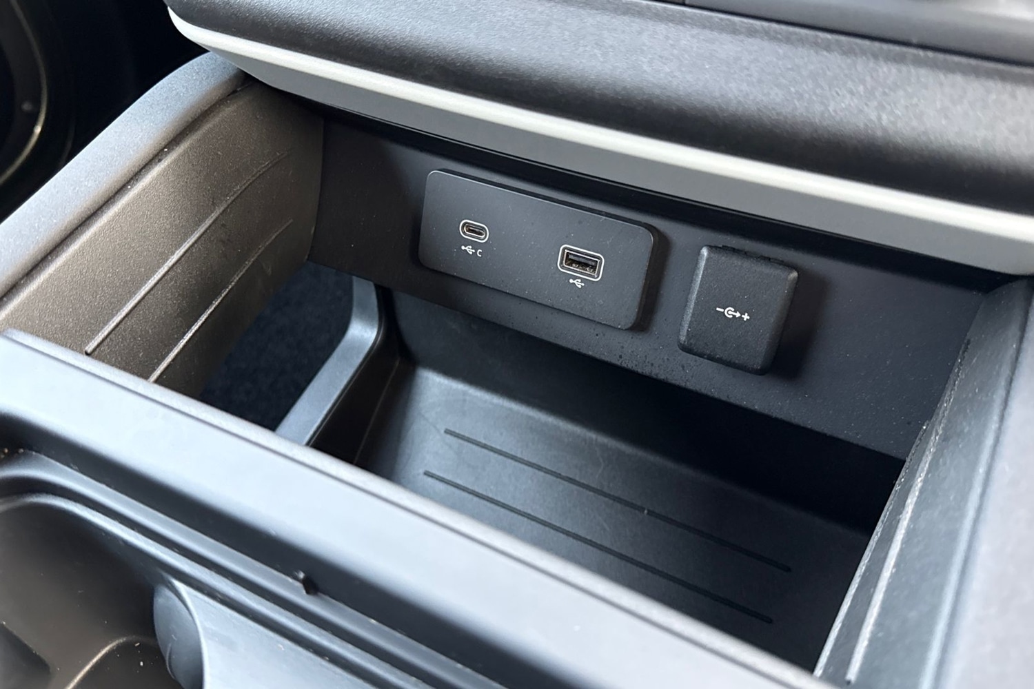 Used Land Rover Defender 90 2022 for sale - 77194814: Photo 44