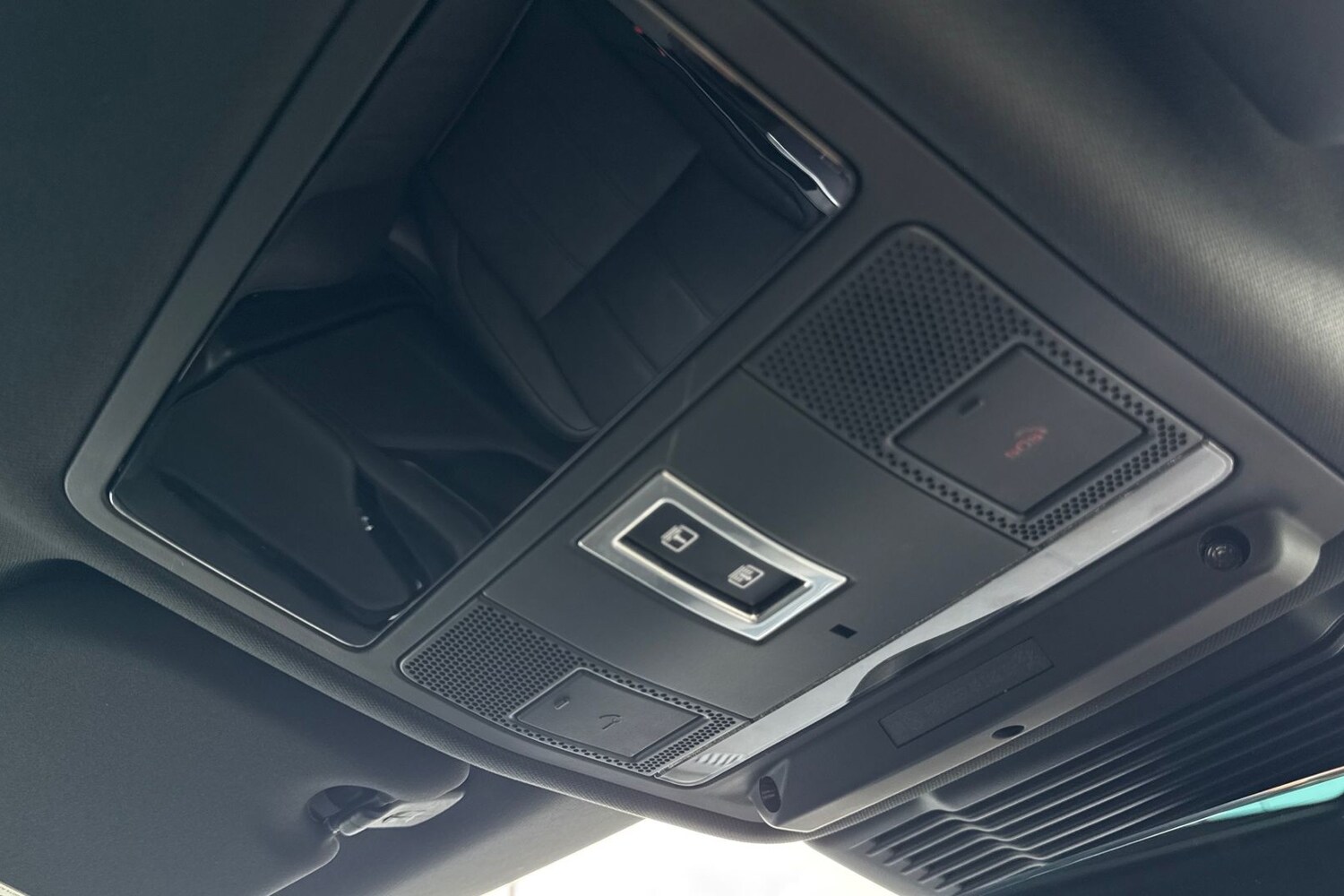 Used Land Rover Range Rover Evoque 2025 for sale - 77842961: Photo 23