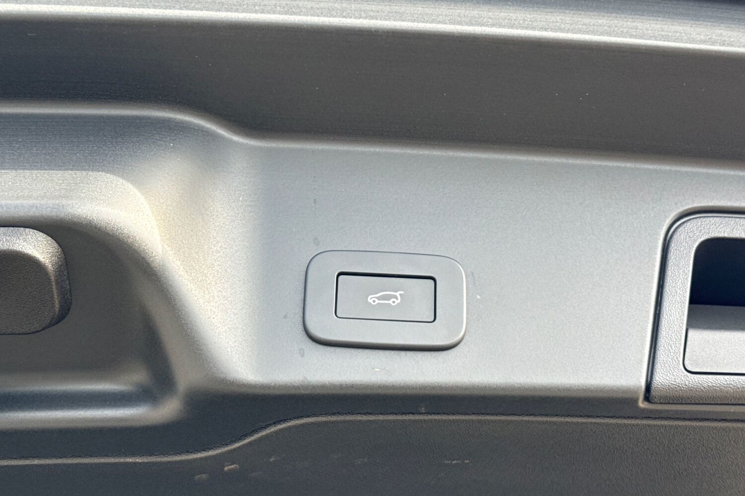 Used Land Rover Range Rover Evoque 2025 for sale - 77842961: Photo 30