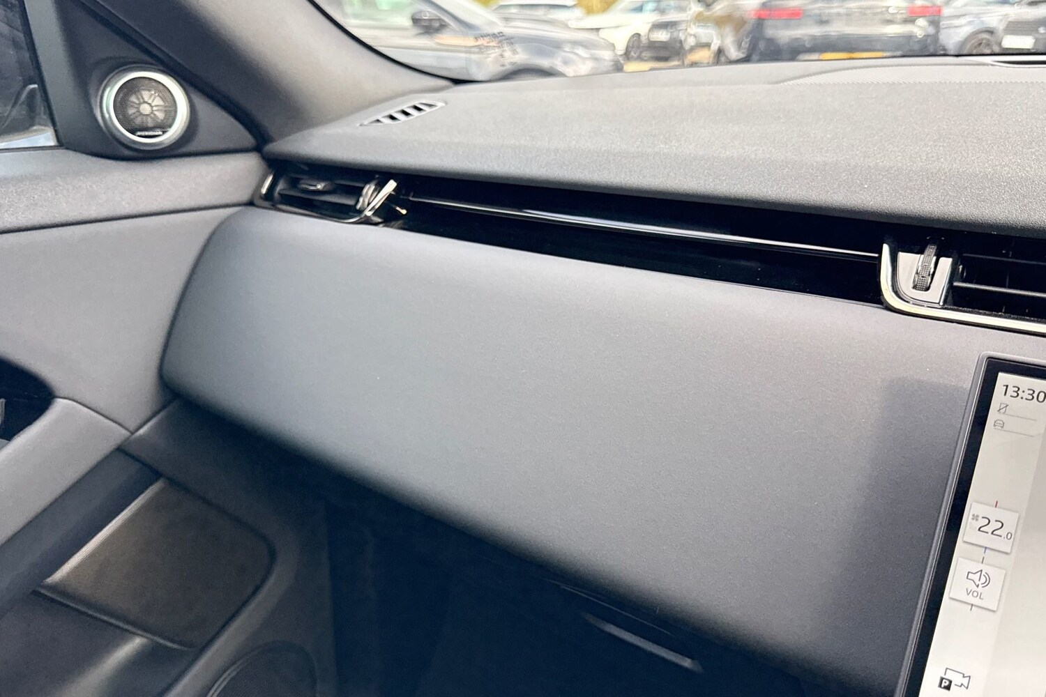 Used Land Rover Range Rover Evoque 2025 for sale - 77842961: Photo 44