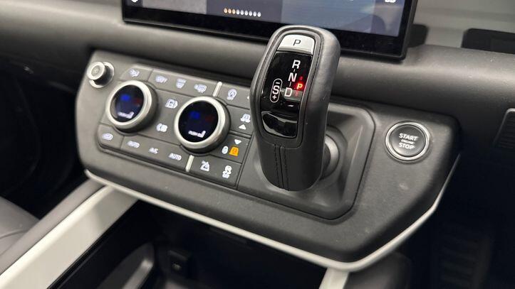 Used Land Rover Defender 2025 for sale - 77620524: Photo 13