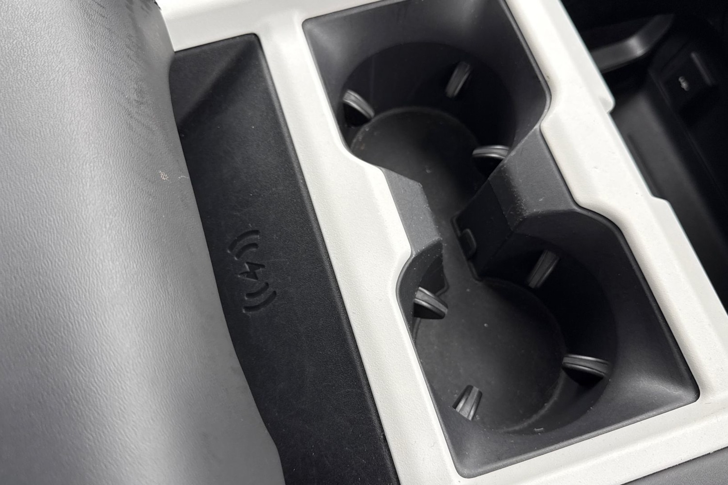 Used Land Rover Defender 110 2025 for sale - 77620524: Photo 46