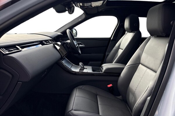 Used Land Rover Range Rover Velar 2025 for sale - 76330727: Photo 3