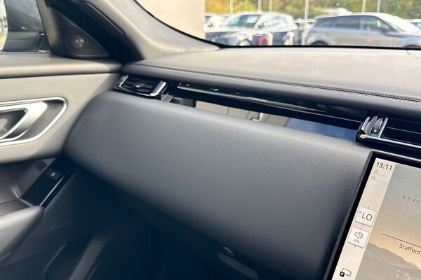 Used Land Rover Range Rover Velar 2025 for sale - 76330727: Photo 53