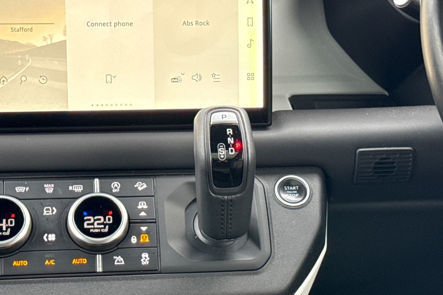 Used Land Rover Defender 2022 for sale - 76876021: Photo 13