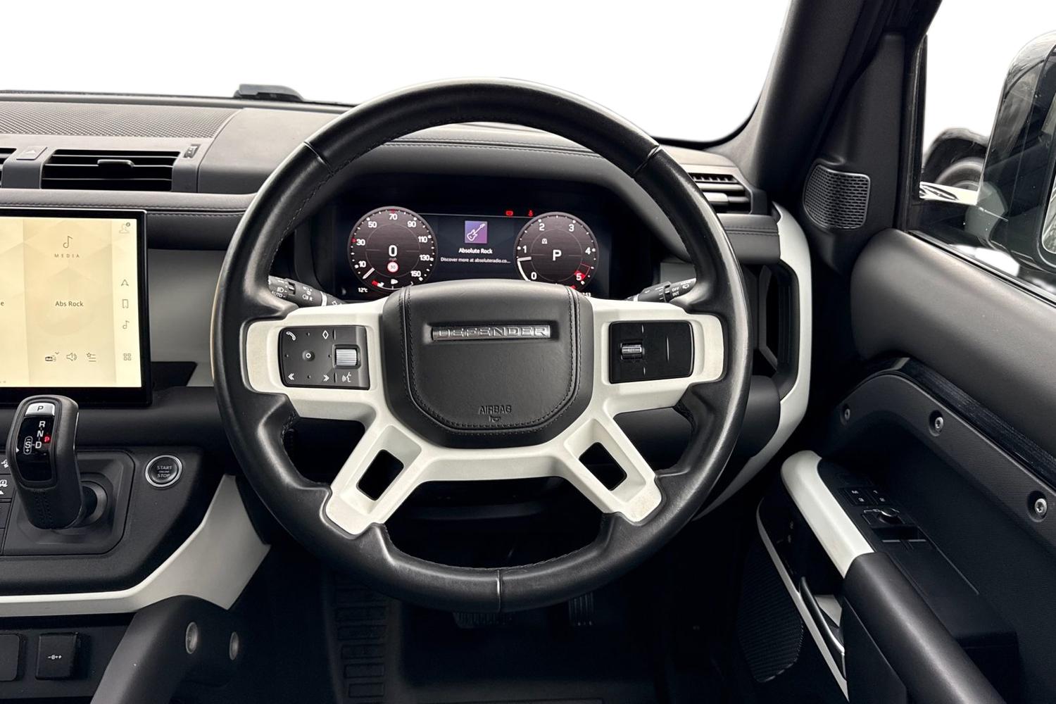 Used Land Rover Defender 2022 for sale - 76876021: Photo 15