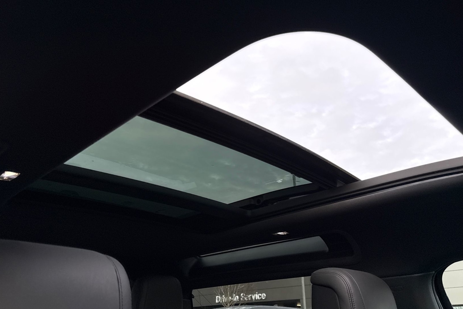 Used Land Rover Defender 2022 for sale - 76876021: Photo 31