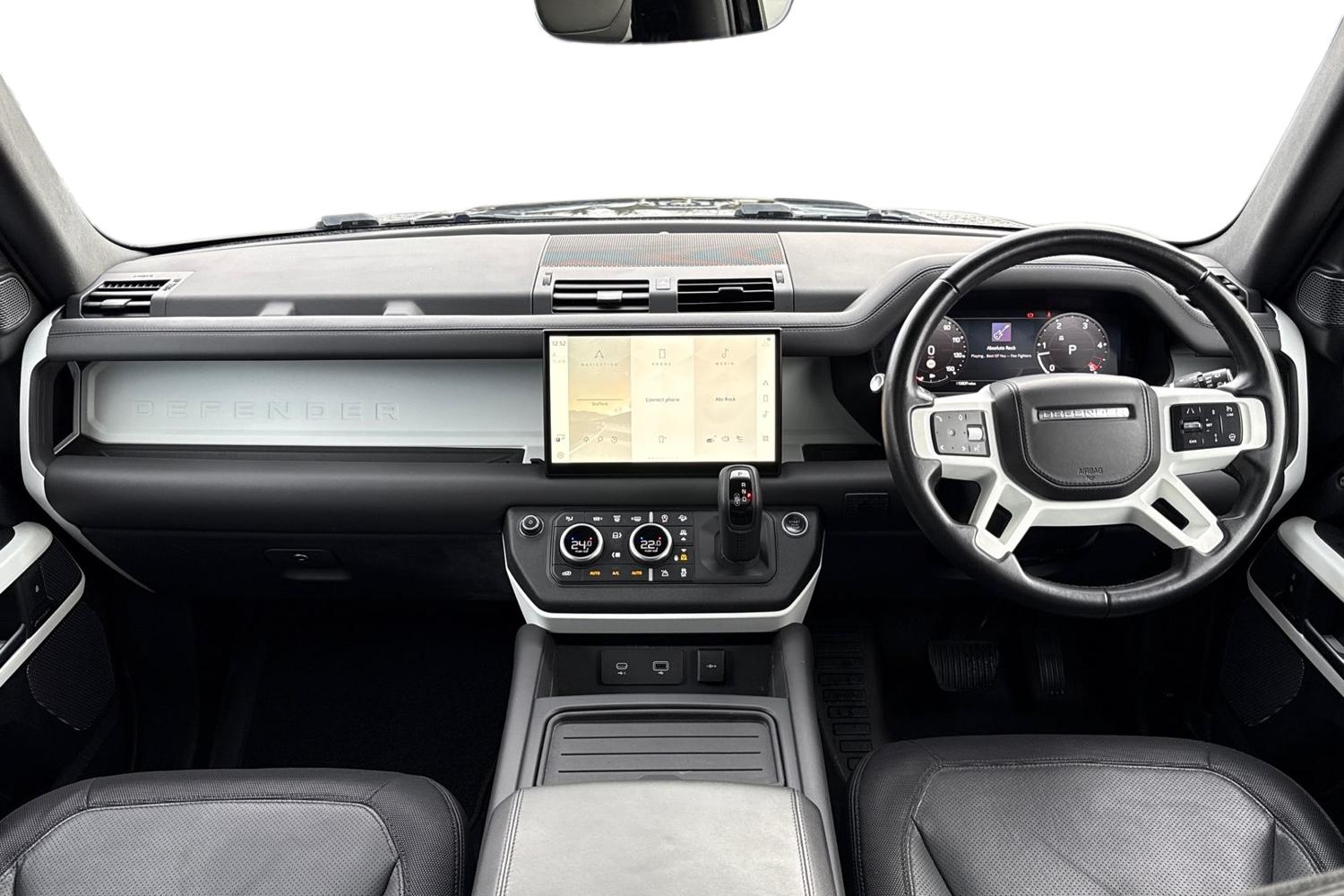 Used Land Rover Defender 2022 for sale - 76876021: Photo 9