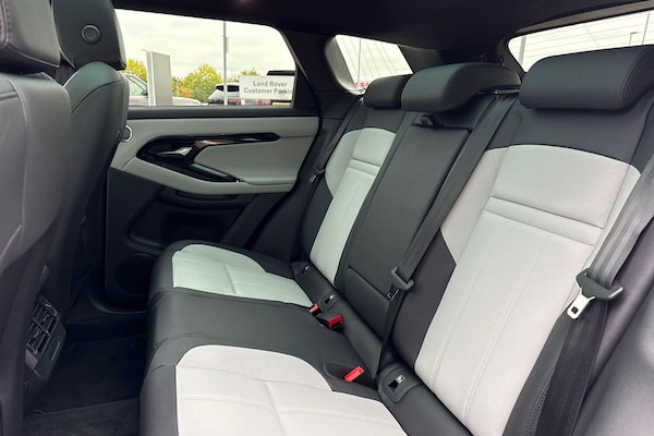 Used Land Rover Range Rover Evoque 2025 for sale - 76274585: Photo 4