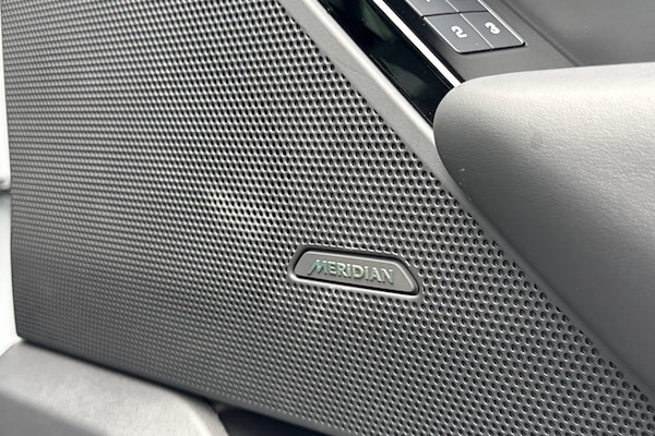Used Land Rover Range Rover Velar 2025 for sale - 76220201: Photo 24