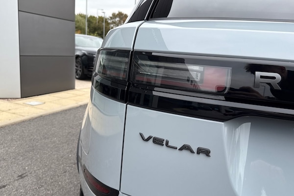 Used Land Rover Range Rover Velar 2025 for sale - 76220201: Photo 26