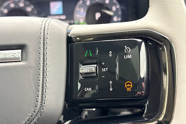 Used Land Rover Range Rover Velar 2025 for sale - 76220201: Photo 43