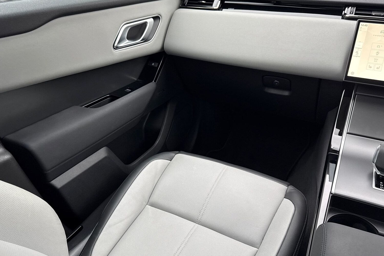 Used Land Rover Range Rover Velar 2024 for sale - 77211529: Photo 47