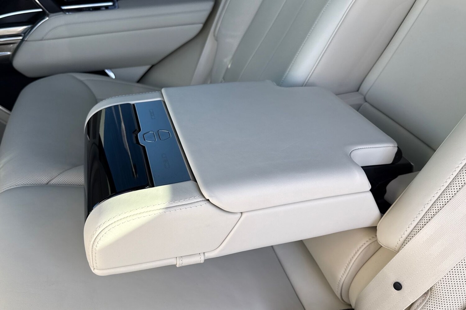 Used Land Rover Range Rover 2025 for sale - 78107486: Photo 42