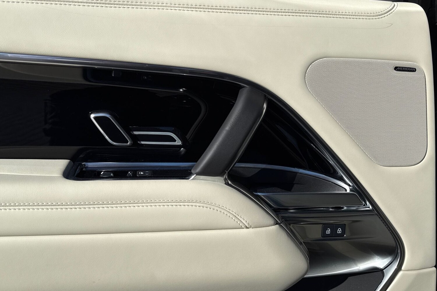 Used Land Rover Range Rover 2025 for sale - 78107486: Photo 43